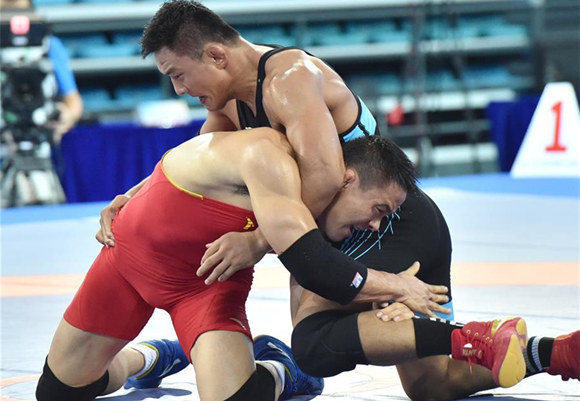 高清組圖：全運會摔跤男子自由式86公斤級，畢勝峰奪金