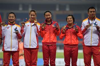 高清組圖：全運會女子4×100米接力頒獎儀式