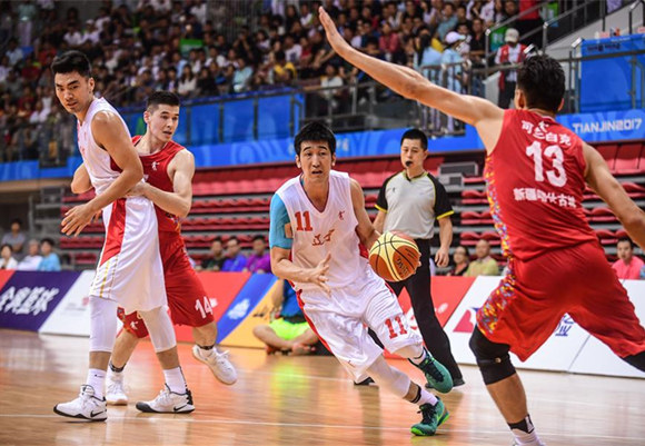 高清组图：全运会篮球男子成年组决赛，辽宁队对阵新疆队