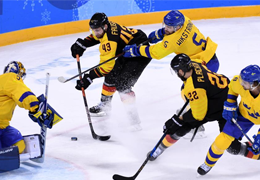 冰球——男子四分之一决赛：德国胜瑞典