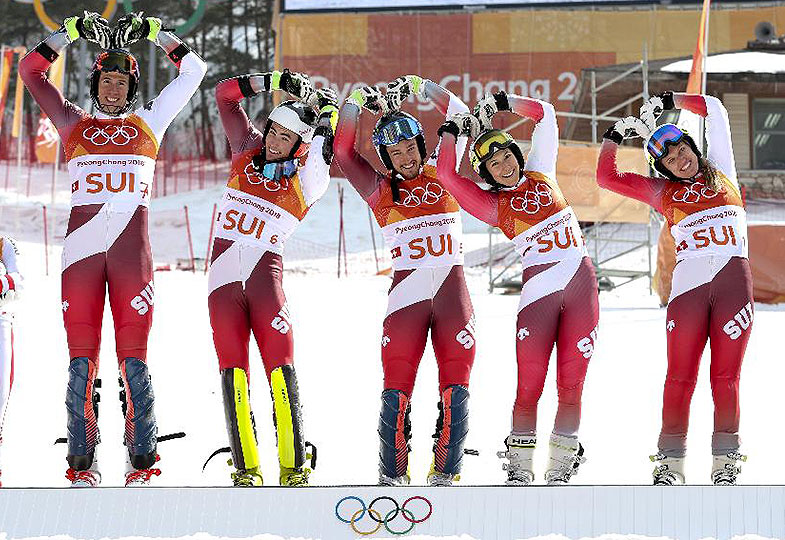 高山滑雪——团体决赛：瑞士队夺冠