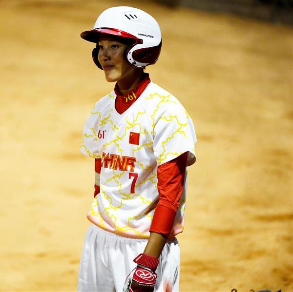 亚运会垒球——女子小组赛：中国不敌菲律宾