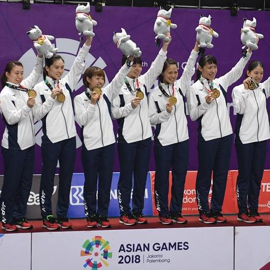 亞運會·領獎臺羽毛球——女子團體頒獎儀式舉行