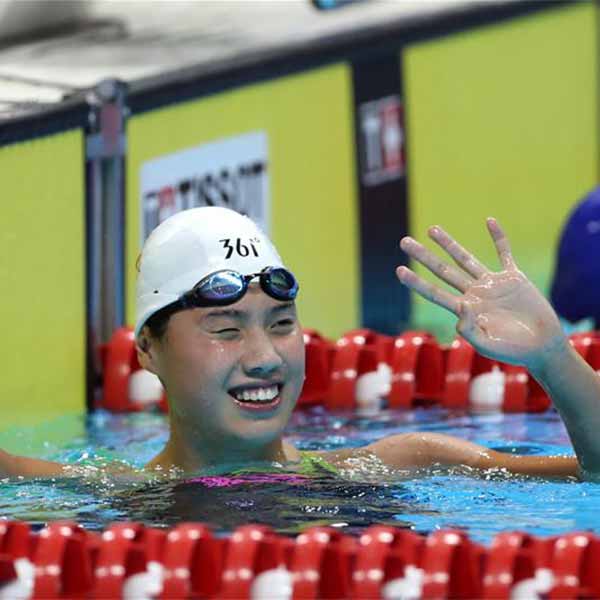 女子200米蝶泳：张雨霏夺冠