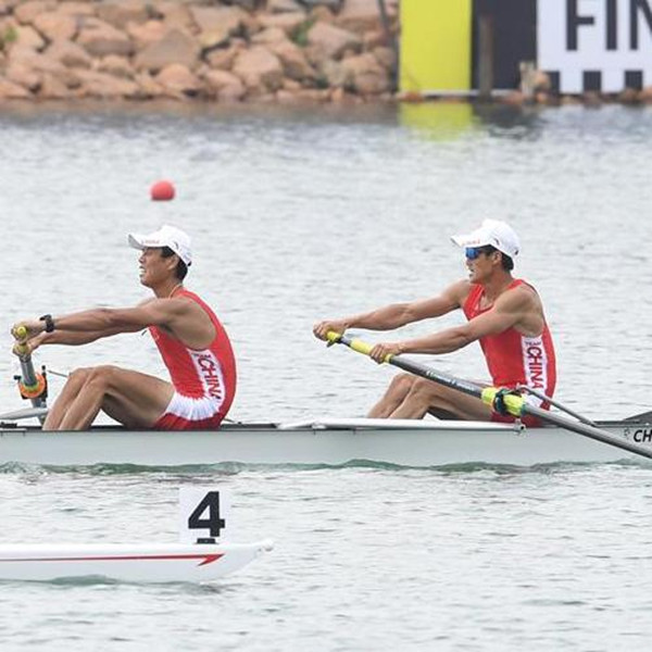 亚运会赛艇——中国选手李小雄、赵景滨获得男子双人单桨冠军