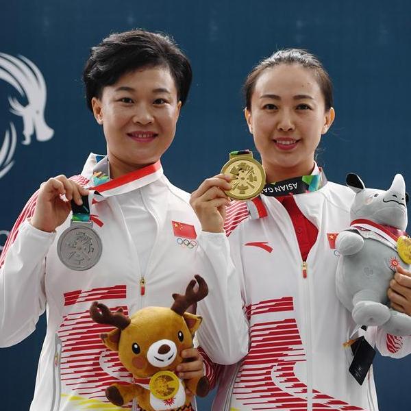 女子雙多向飛碟：中國選手包攬冠亞軍