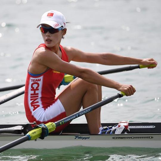 亚运会赛艇——中国选手潘旦旦获得女子轻量级单人双桨冠军