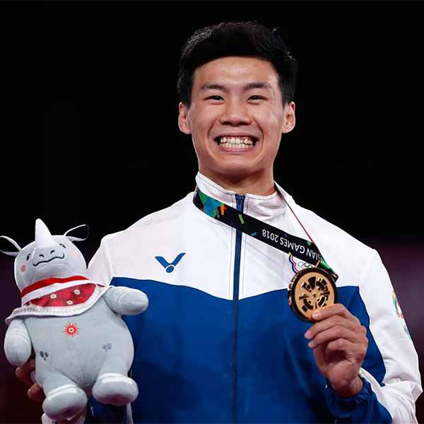 中國臺北選手唐嘉鴻獲得男子單槓冠軍