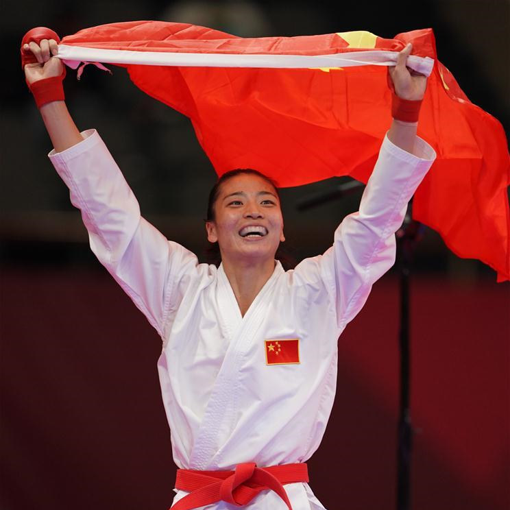 亚运会空手道——中国选手尹笑言获女子61公斤级冠军