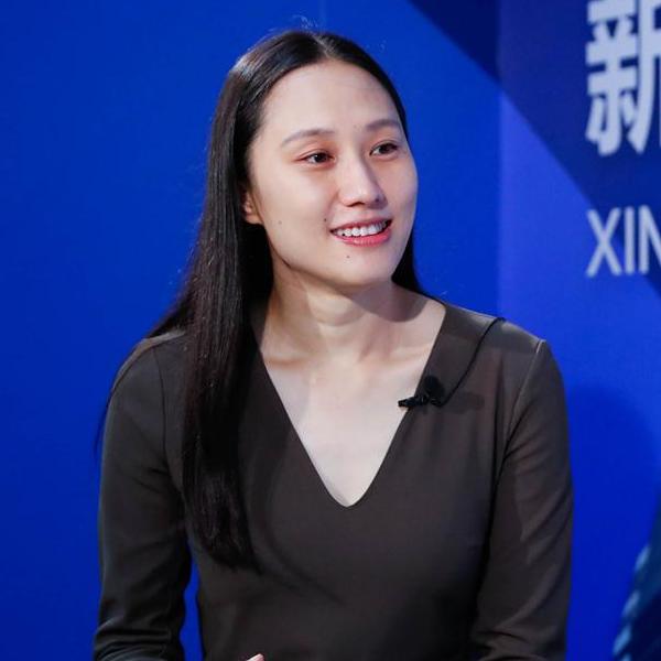 國際奧會委員張虹接受新華社記者專訪
