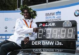 肯尼亞奧運冠軍基普喬蓋打破馬拉松世界紀錄