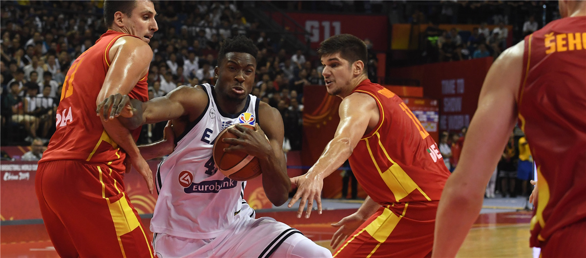 篮球世界杯小组赛：希腊队胜黑山队