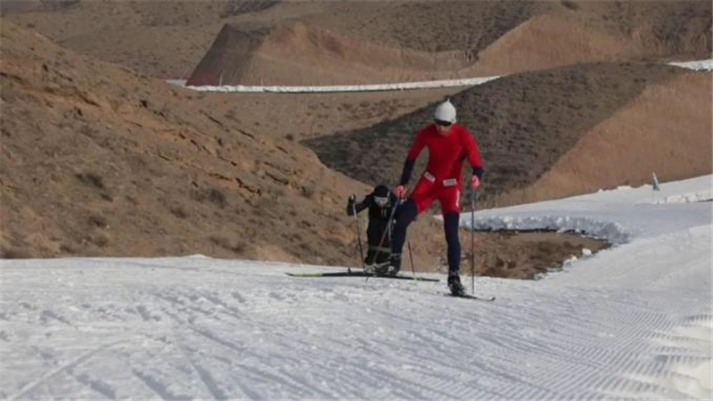 殘疾人越野滑雪和冬季兩項國家集訓隊在甘肅備戰冬殘奧會