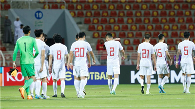 體育時評：走向更新換代，中國足球要有繼續前行的勇氣和信心