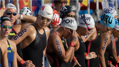 游泳世锦赛：公开水域女子10公里决赛赛况