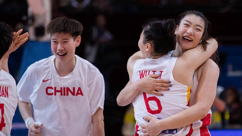 女篮世界杯综合：中国队晋级半决赛对阵东道主 美国轻取塞尔维亚