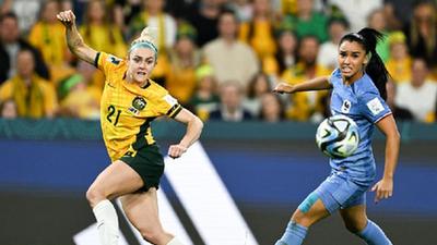 女足世界杯：十轮点球大战！澳大利亚7:6艰难淘汰法国晋级四强