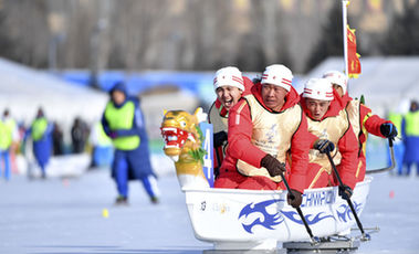 “我们是冠军”——内蒙古冰上龙舟队背后的故事