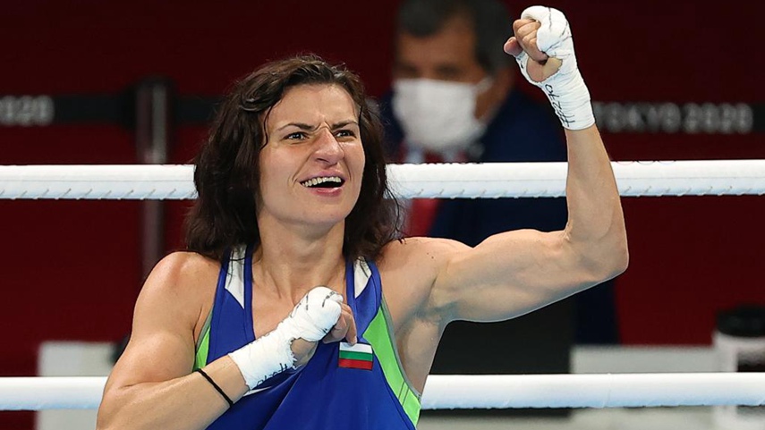 拳击女子51公斤级：保加利亚选手科拉斯特娃夺冠