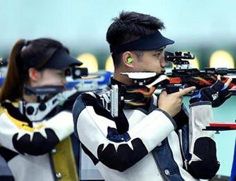 中国队获得10米气步枪混合团体银牌