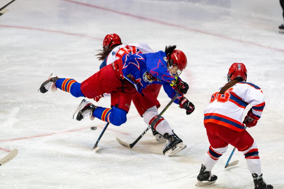 中国女子冰球职业联赛：齐齐哈尔兰迪队胜河北队